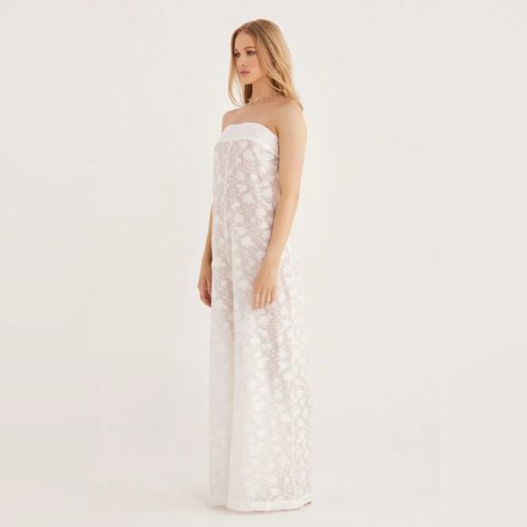 Rumer the label Billie Jumpsuit sold out style runway white floral wide leg NWT - Picture 3 of 9